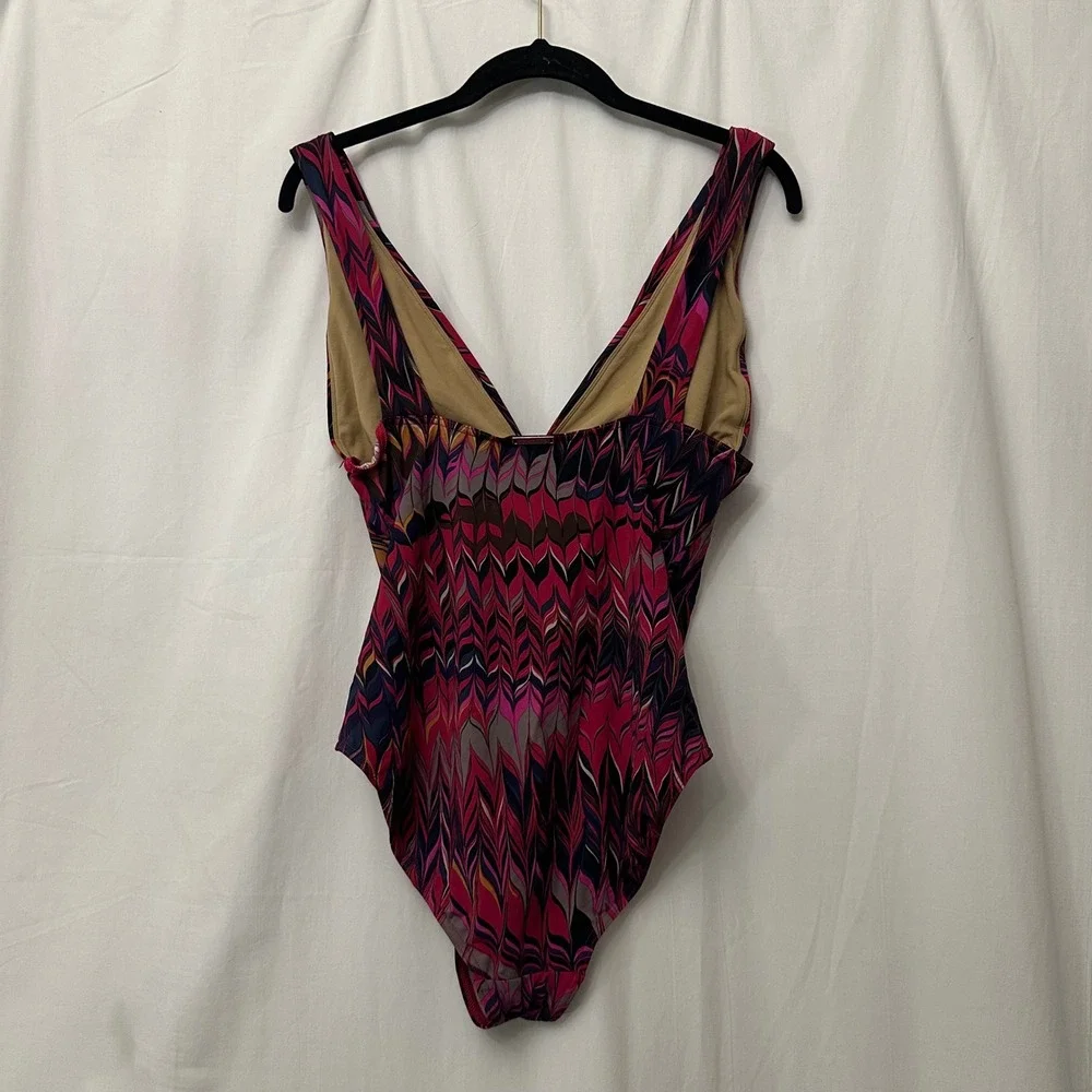 Calvin Klein Womens Pink Purple Chevron Leaf V-Neck One Piece Swimsuit Size 12